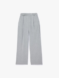 Viskon Karışımlı Cepli Pile Detaylı Düz Bol Paça Çizgili Kumaş Pantolon