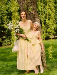 Pamuklu Cepli Pileli Floral Dokulu Çan Kesim Yırtmaçlı Midi Kloş Etek