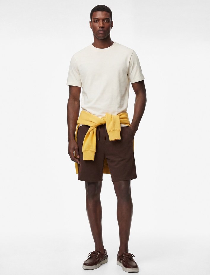  Pamuklu Cep Detaylı Beli Bağcıklı Baskılı Bermuda Şort