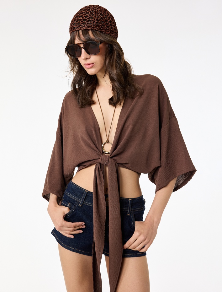  Kısa Kollu Kruvaze Yaka Bağlamalı Crop Oversize Kimono