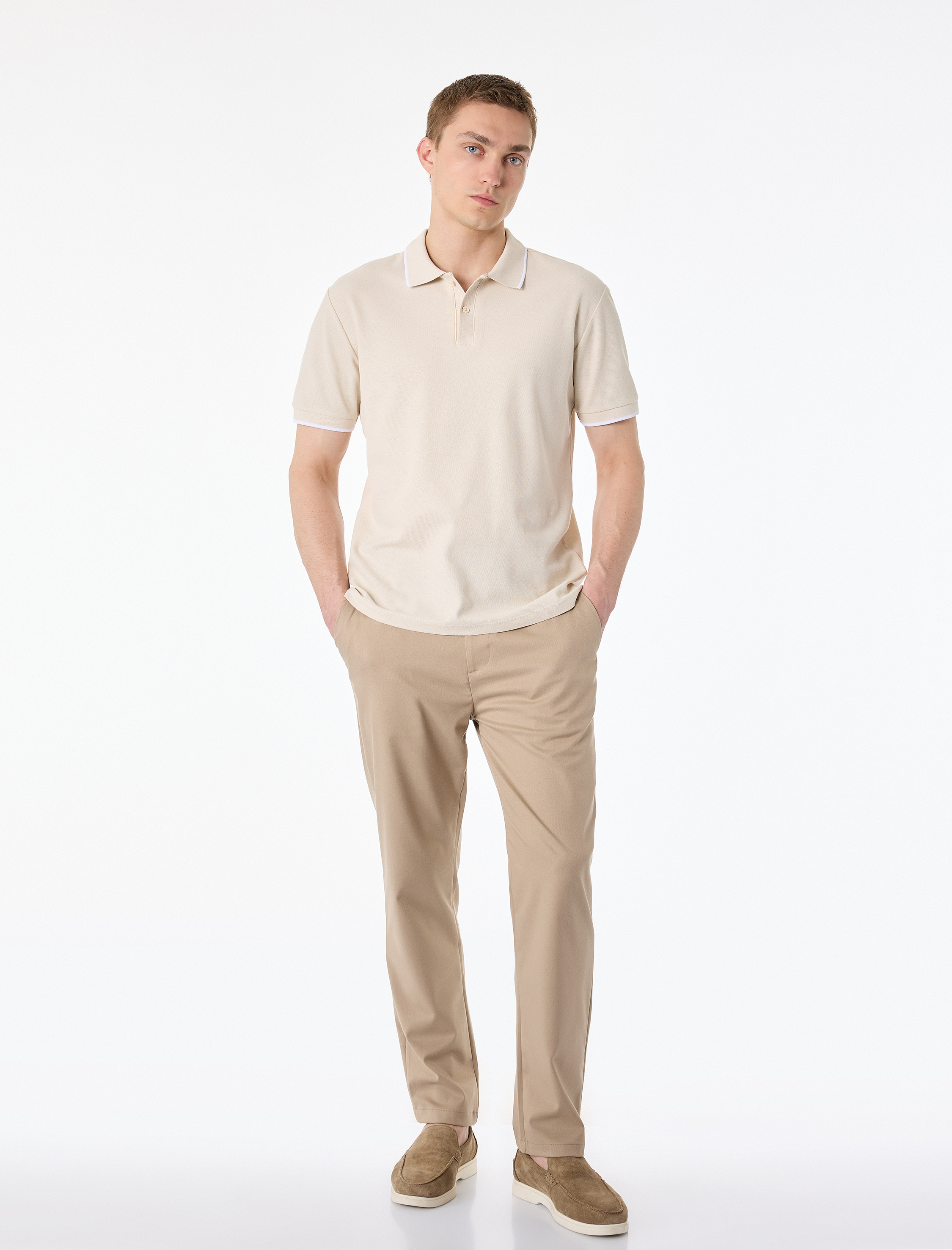   Kısa Kollu Pamuklu Pike Kumaş Düğmeli Polo Yaka Slim Fit Tişört