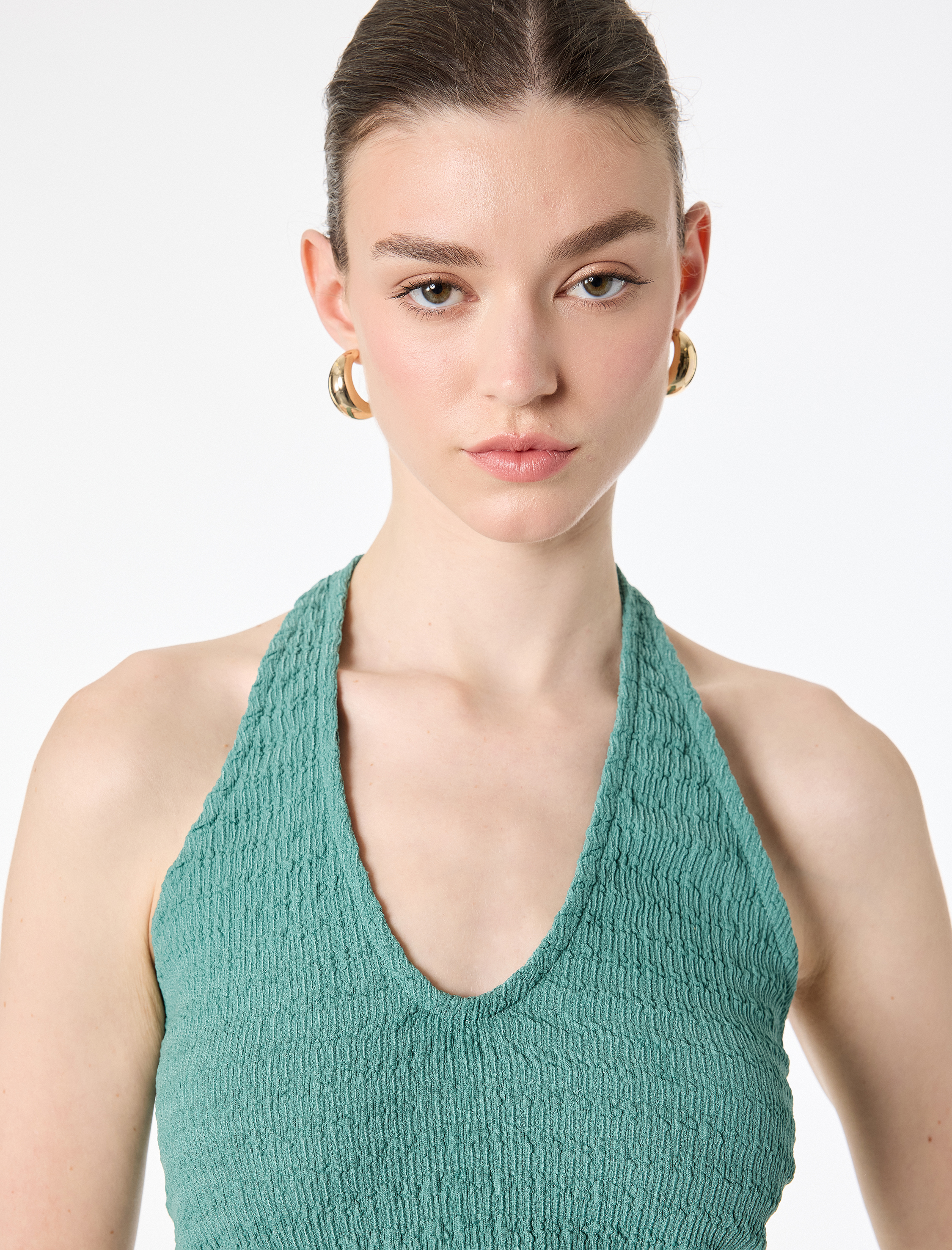   Bürümcük Kumaş Slim Fit Boyundan Bağlamalı Sırt Dekolteli Halter Yaka Bluz