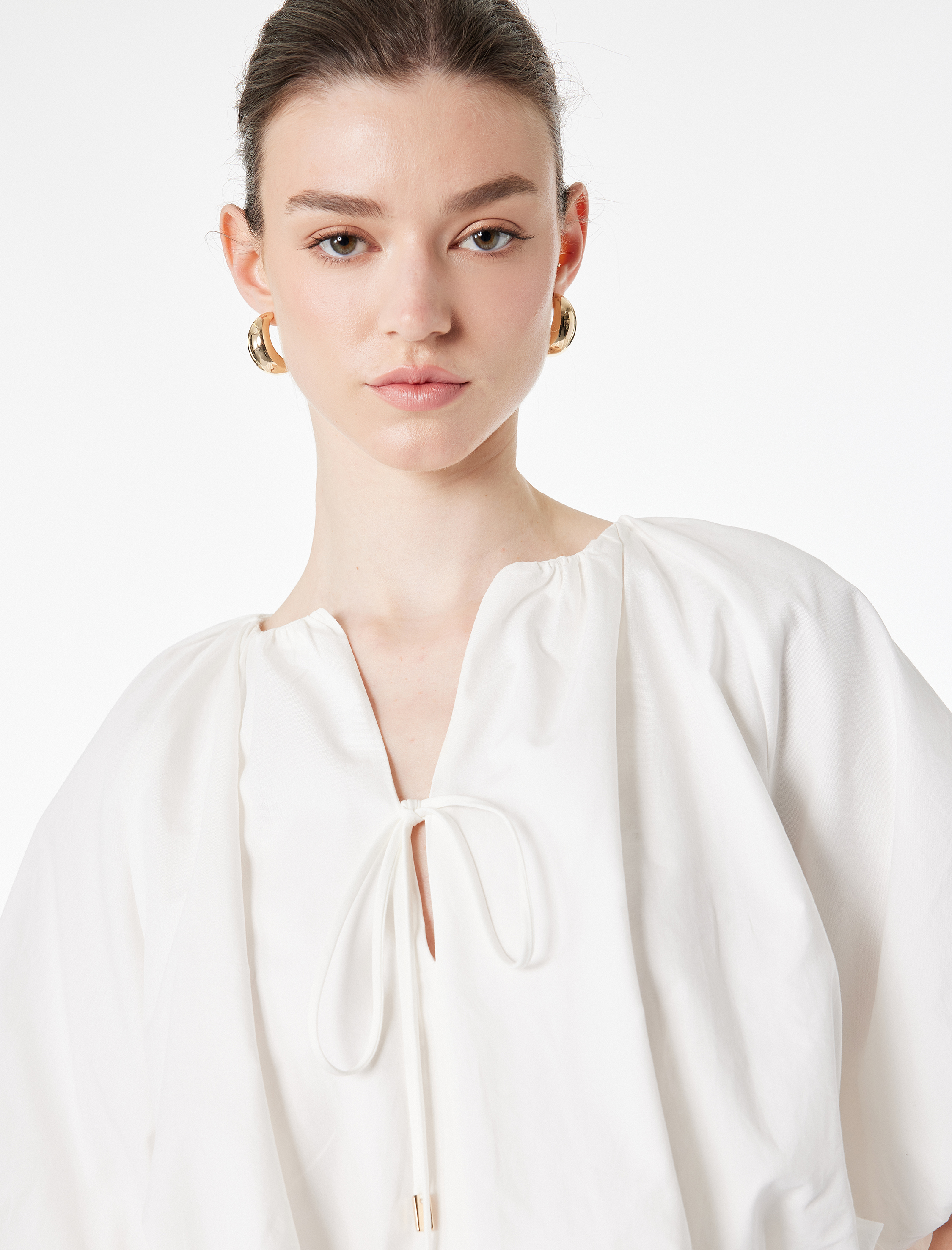   Pamuklu Poplin Kumaş Önden Bağlamalı Kısa Kollu Balon Fit Oversize Crop Bluz