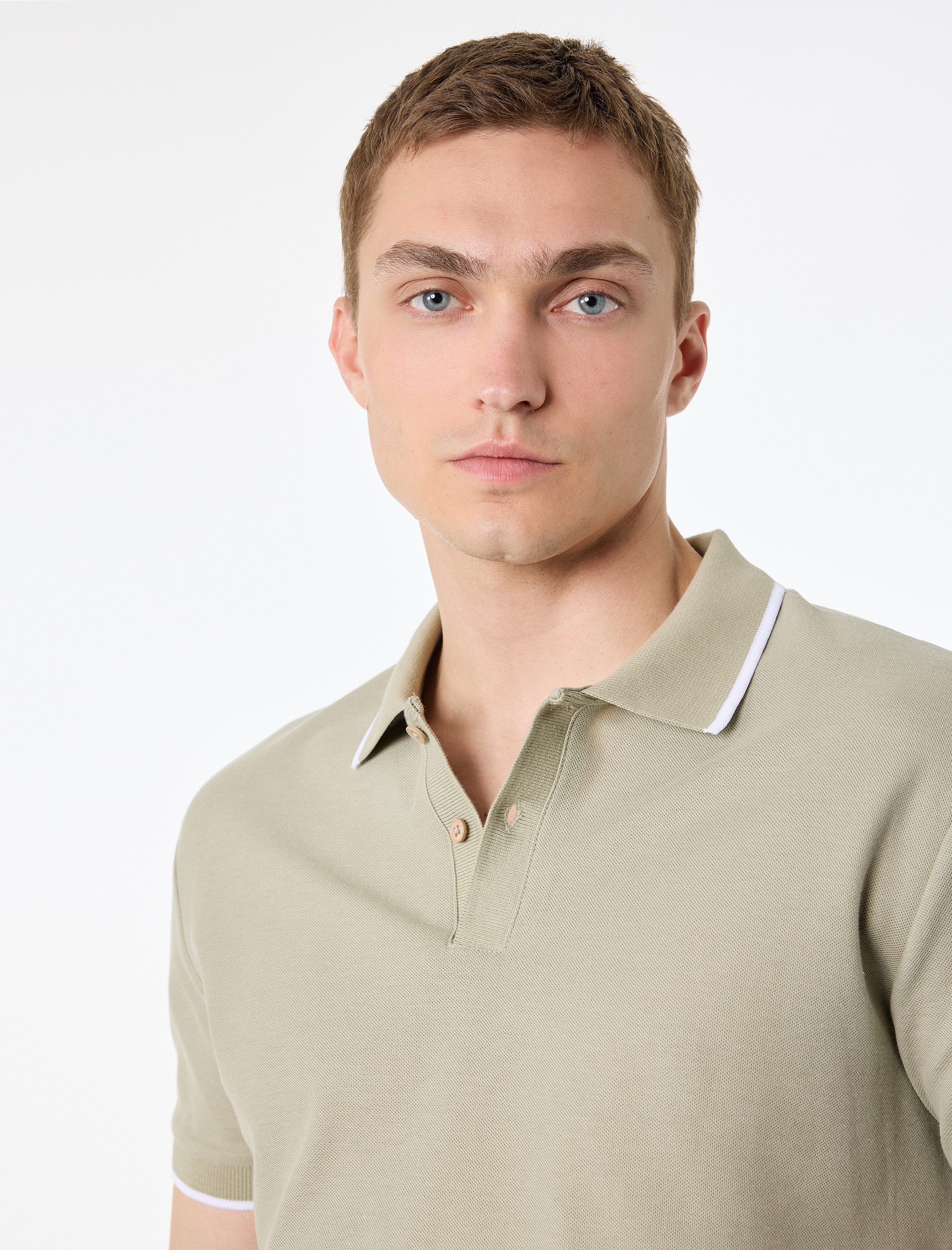   Kısa Kollu Pamuklu Pike Kumaş Düğmeli Polo Yaka Slim Fit Tişört