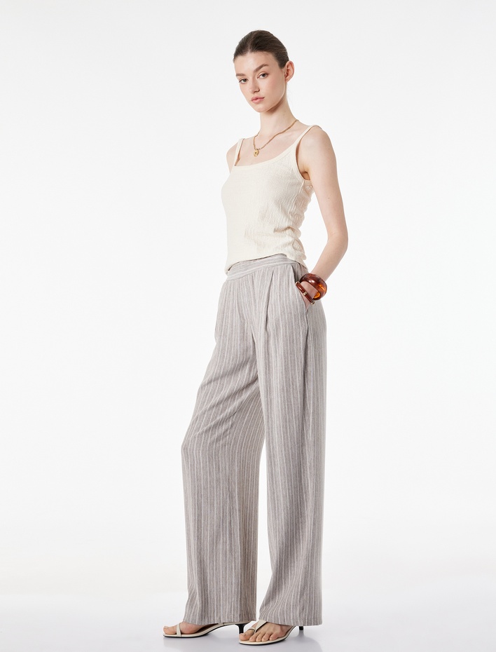  Viskon Karışımlı Cepli Pile Detaylı Düz Bol Paça Çizgili Kumaş Pantolon