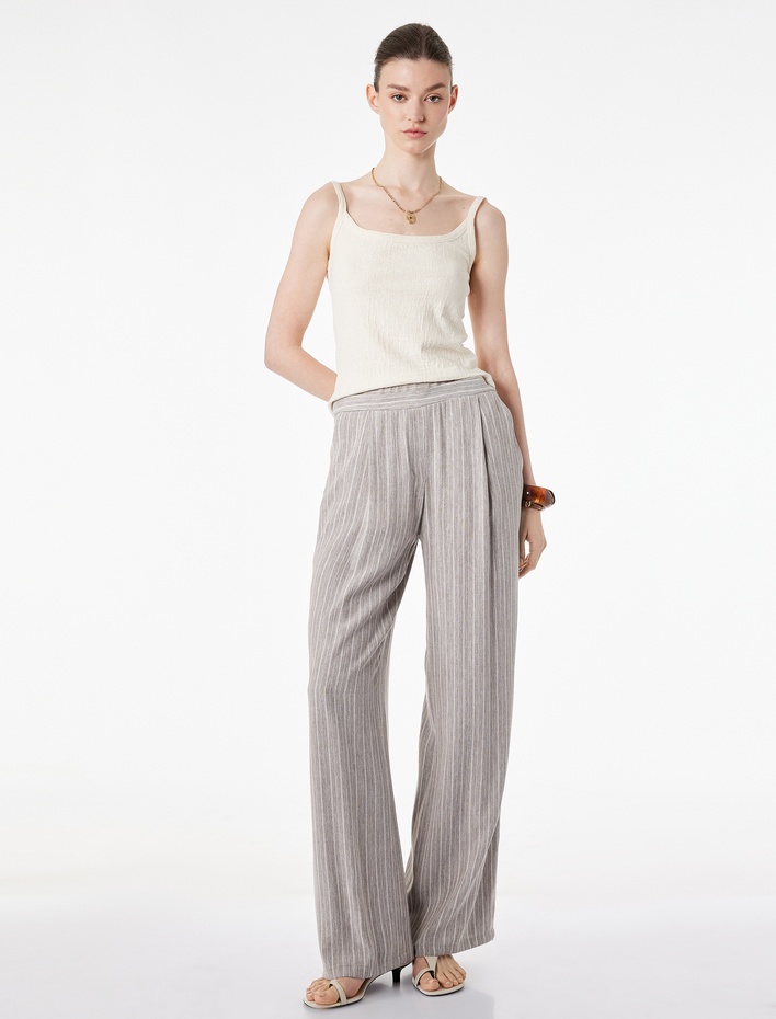  Viskon Karışımlı Cepli Pile Detaylı Düz Bol Paça Çizgili Kumaş Pantolon