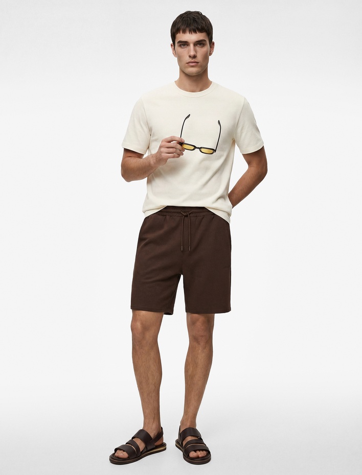  Dikiş Detaylı Cepli Beli Bağcıklı Şort