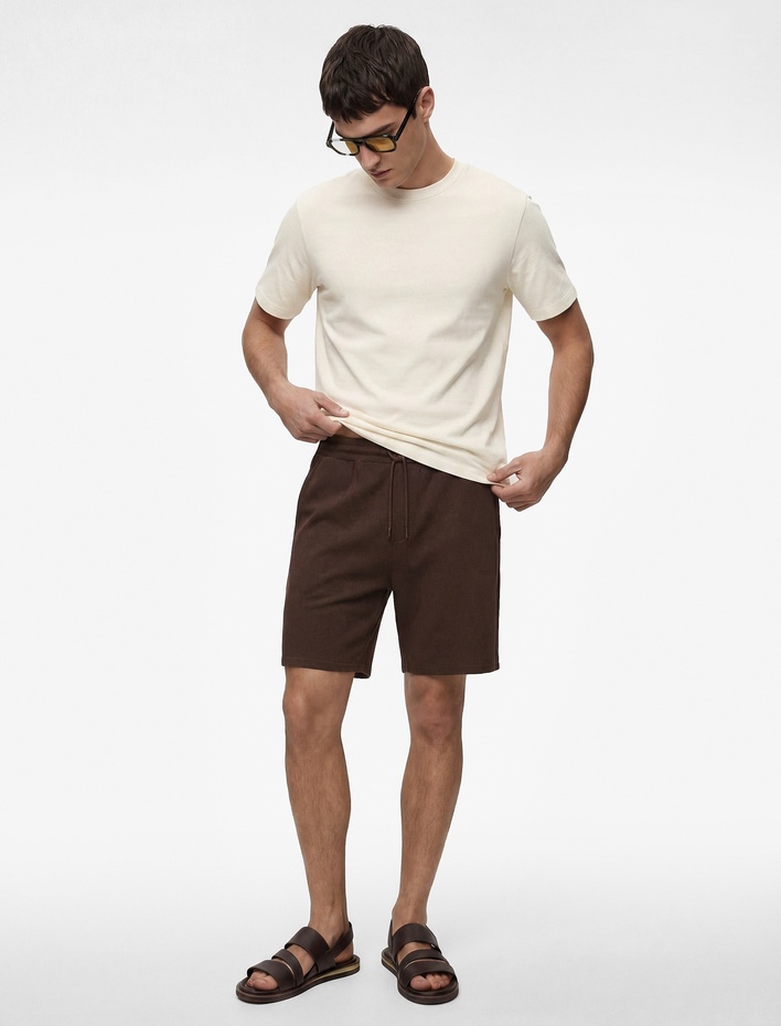  Dikiş Detaylı Cepli Beli Bağcıklı Şort