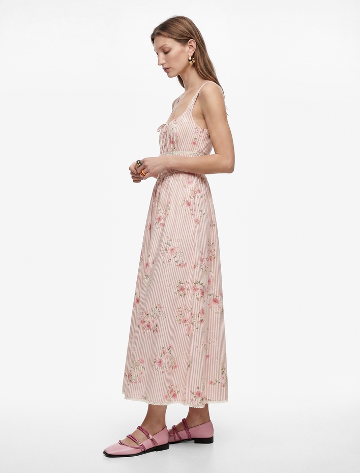  Pamuklu Dantelli Fiyonk Detaylı Kare Yaka Çizgili Çiçekli Uzun Askılı Elbise
