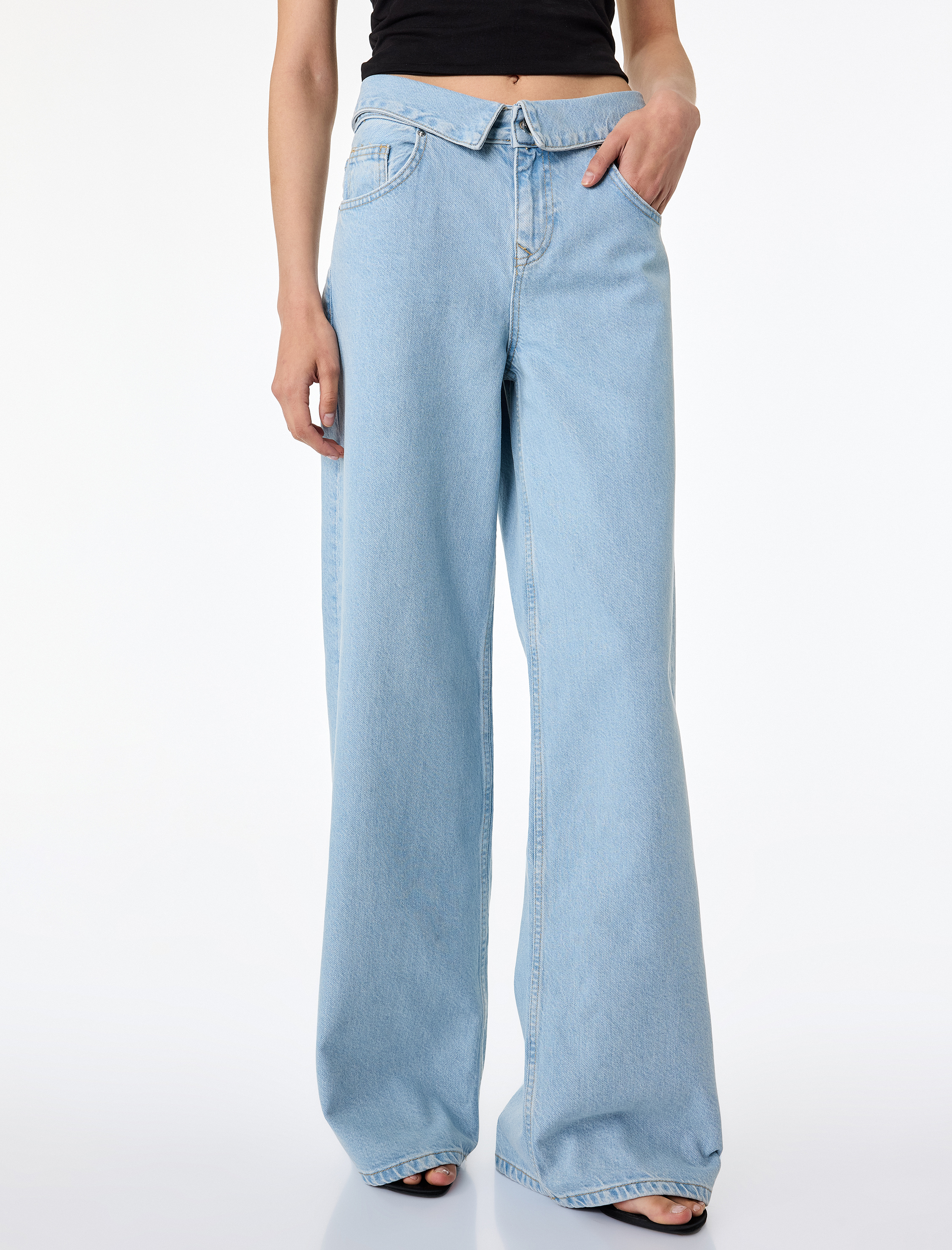   Normal Bel Katlama Detaylı Düğmeli Geniş Paça Denim Pantolon - Wide Leg Jeans