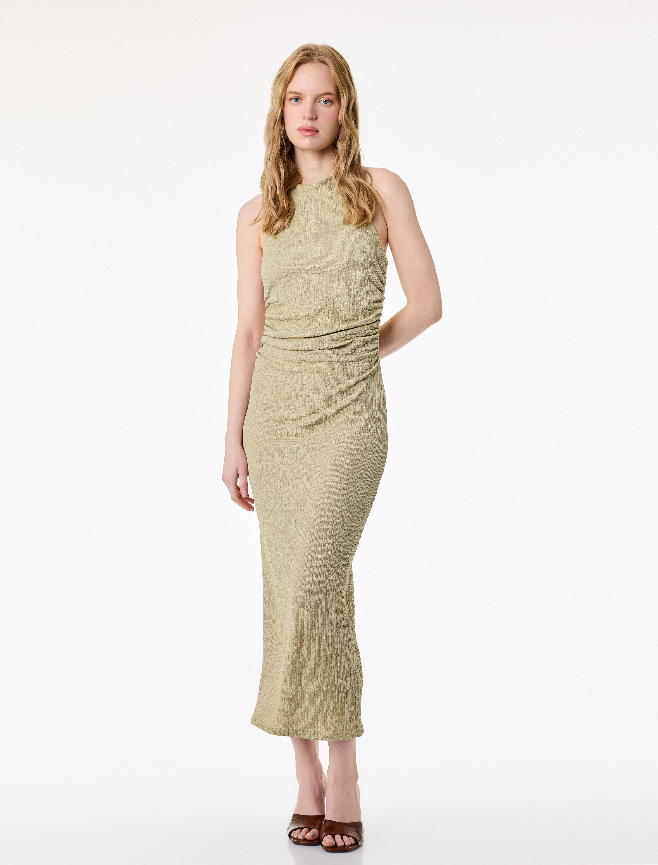   Bürümcük Kumaş Drapeli Sırt Dekolteli Boyundan Bağlamalı Halter Yaka Midi Elbise