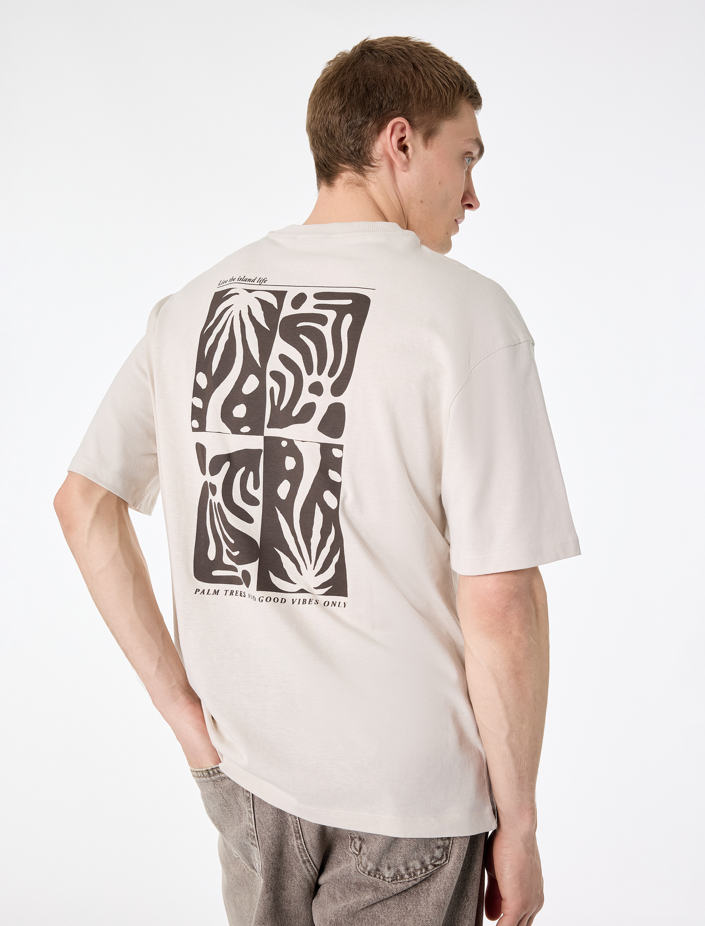   Kısa Kollu Bisiklet Yaka Pamuklu Oversize Arkası Baskılı Tişört