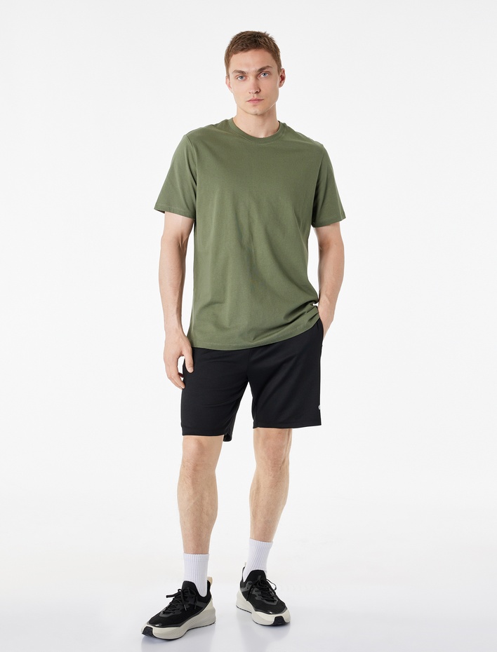  Regular Fit Kısa Kollu Pamuklu Bisiklet Yaka Basic Spor Tişört