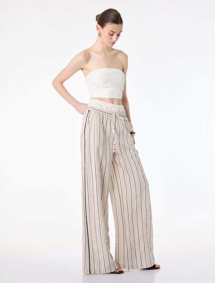  Viskon Kumaş Yüksek Bel Düğme Detaylı Geniş Paça Çizgili Pantolon