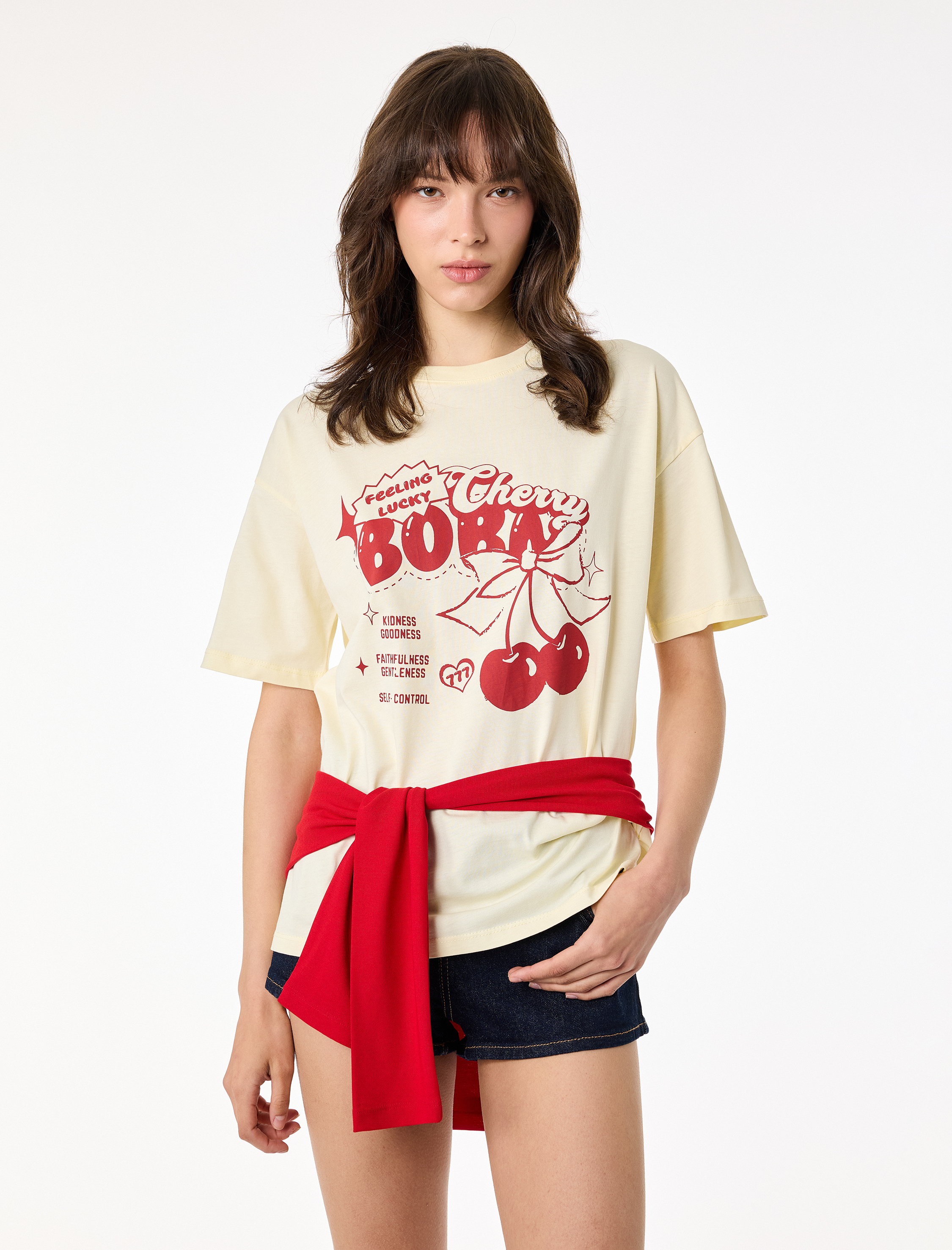   Bisiklet Yaka Kısa Kollu Pamuklu Kiraz Baskılı Tişört