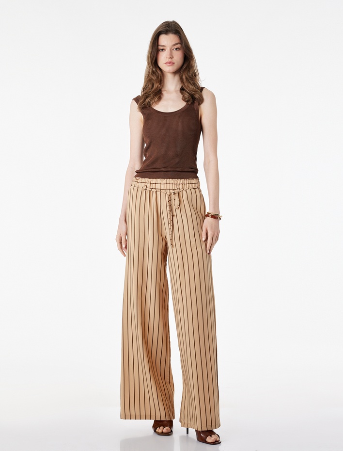  Beli Lastikli Bağlamalı Viskon Salda Kumaş Cep Detaylı Geniş Paça Çizgili Pantolon