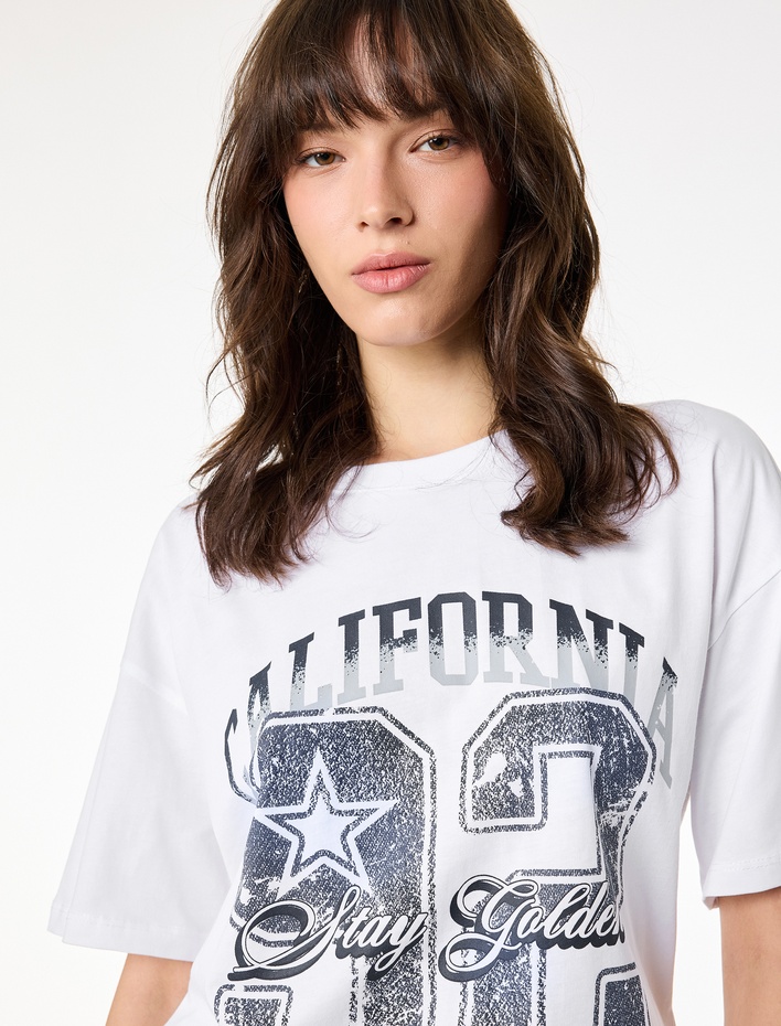  Pamuklu Baskılı Bisiklet Yaka Rahat Kalıp Kısa Kollu Tişört