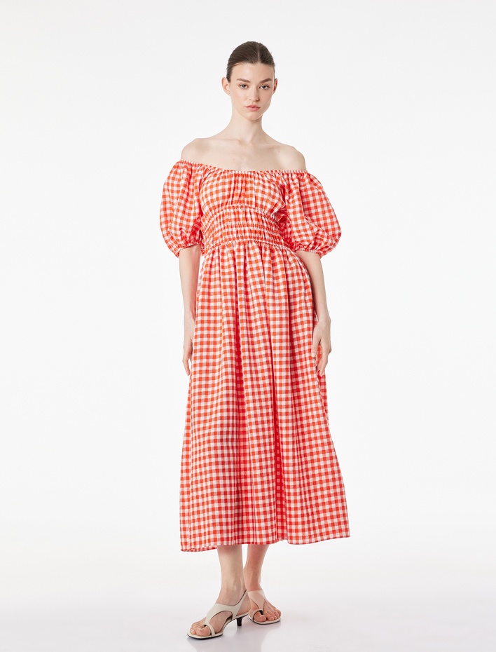  Viskon Karışımlı Kısa Balon Kollu Düşük Omuz Pötikareli Uzun Elbise