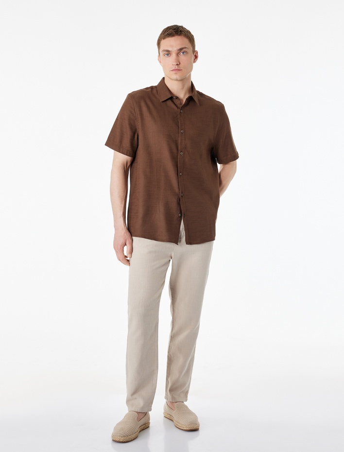  Pamuklu Klasik Yaka Regular Fit Kısa Kollu Gömlek