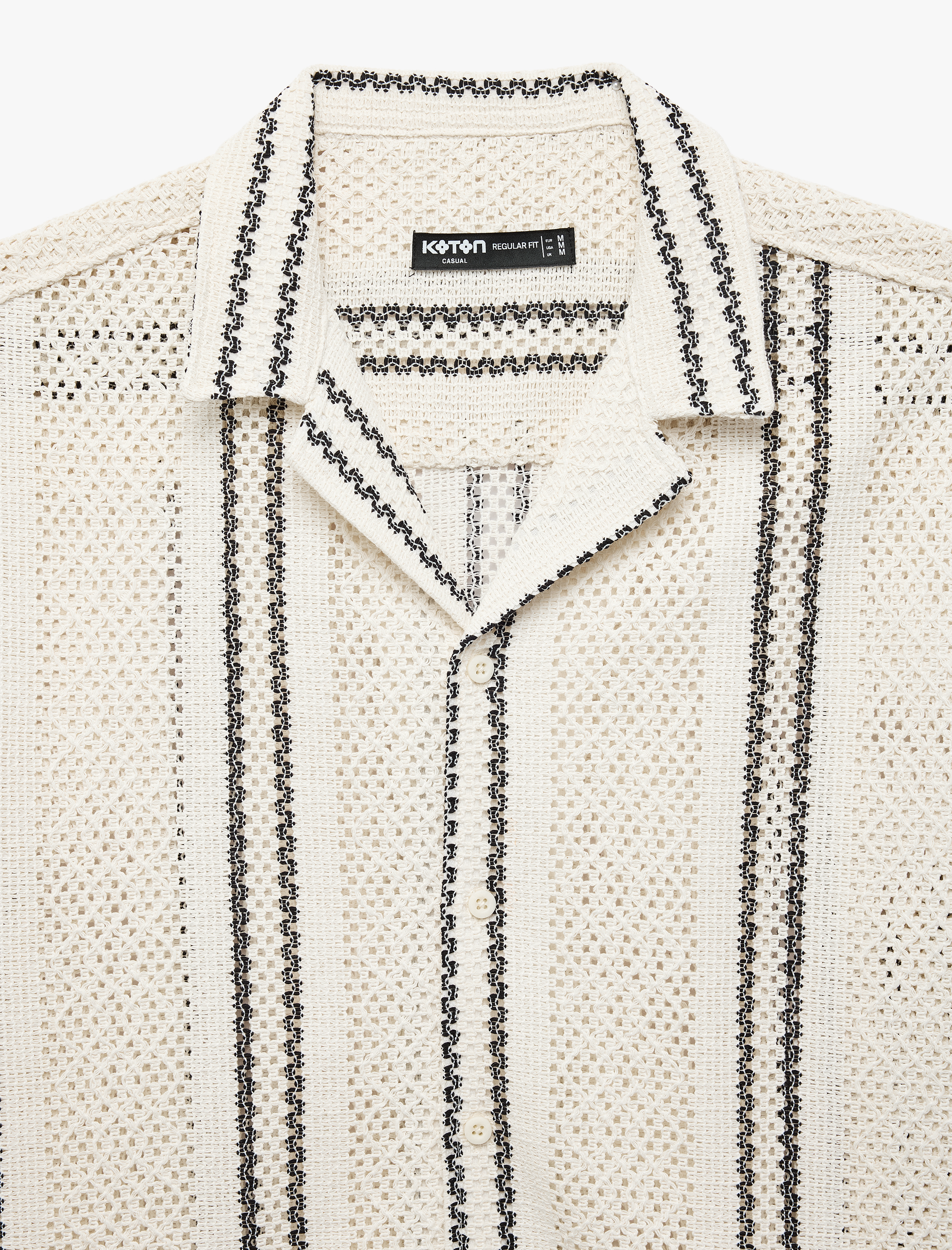   Pamuklu Regular Fit Çizgili Devrik Yaka Ajurlu Kısa Kollu Gömlek