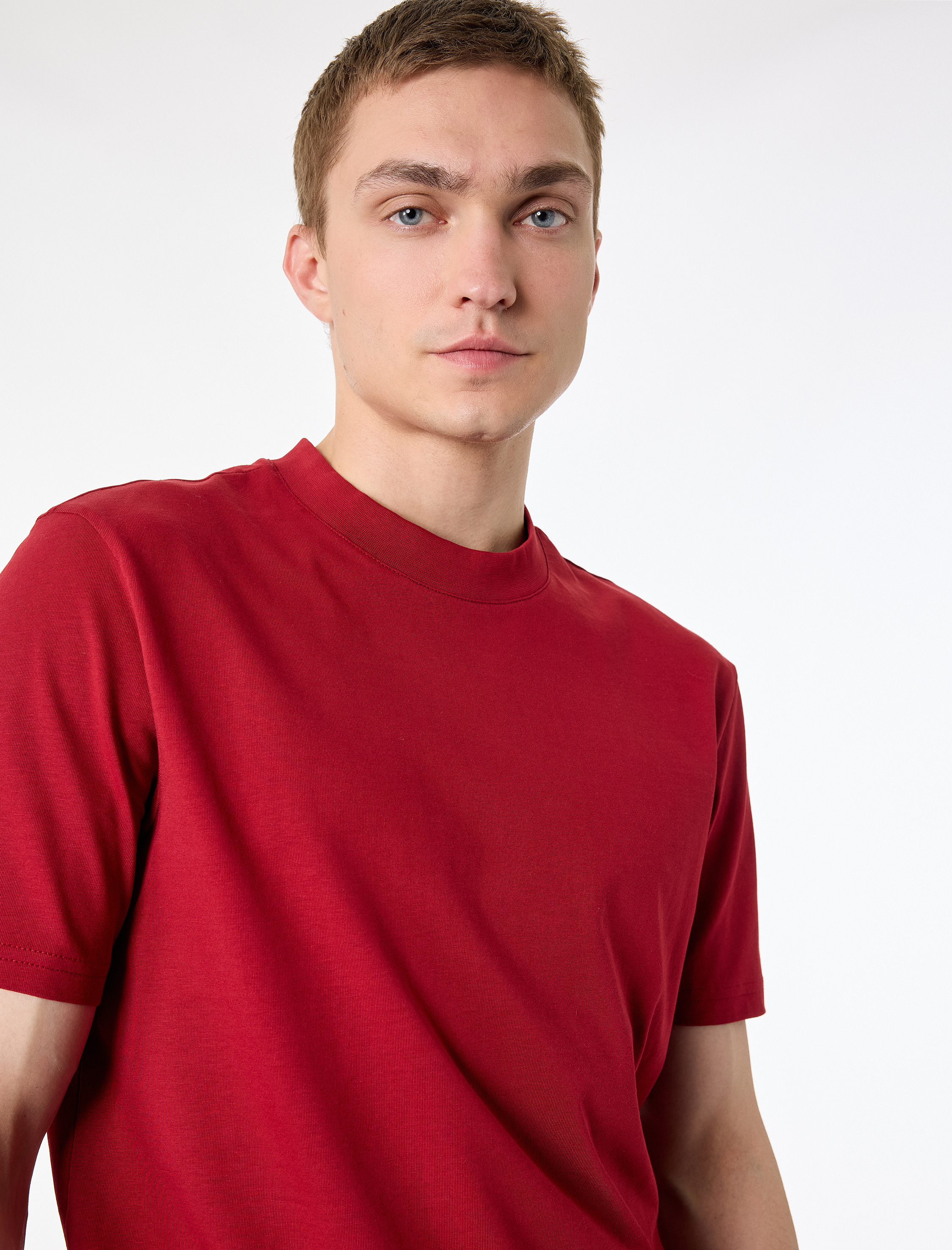   Regular Fit Bisiklet Yaka Pamuklu Basic Kısa Kollu Tişört