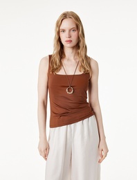 Slim Fit Yuvarlak Yaka Kolsuz Top