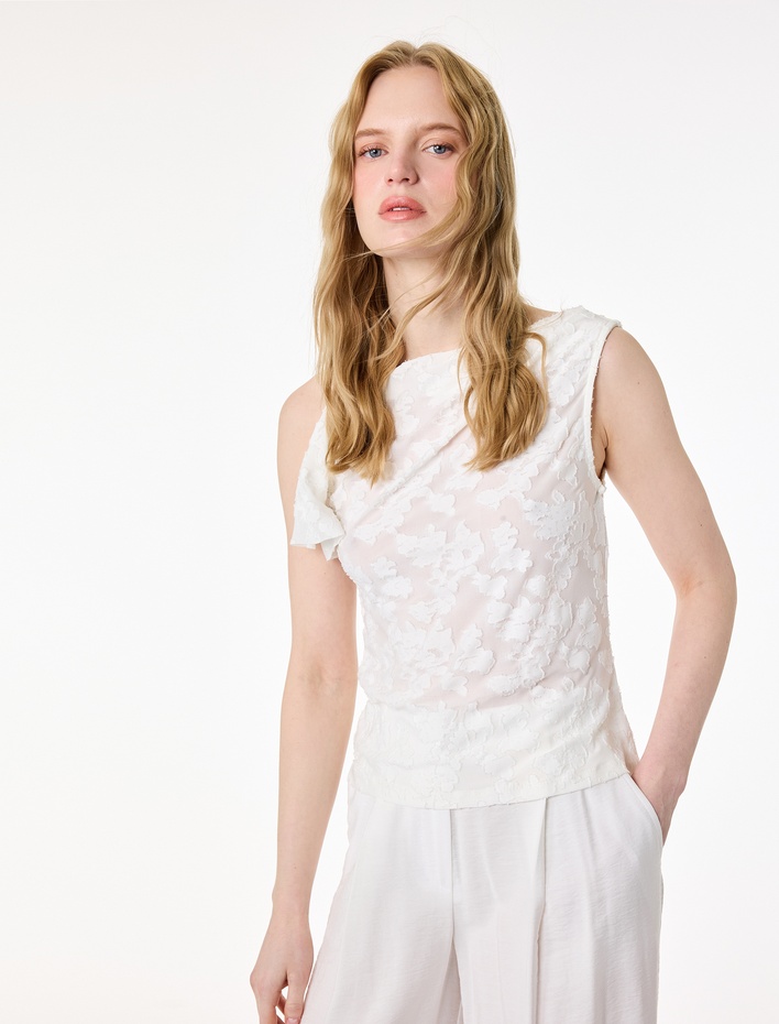  Asimetrik Yaka Kolsuz Dantelli Bluz