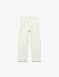 Pamuklu Beli Bağcıklı Cepli Rahat Kesim Denim Pantolon