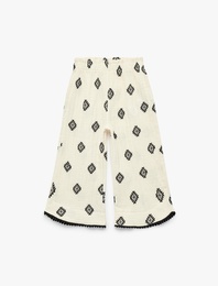 Pamuklu Desenli Geniş Paça Müslin Pantolon