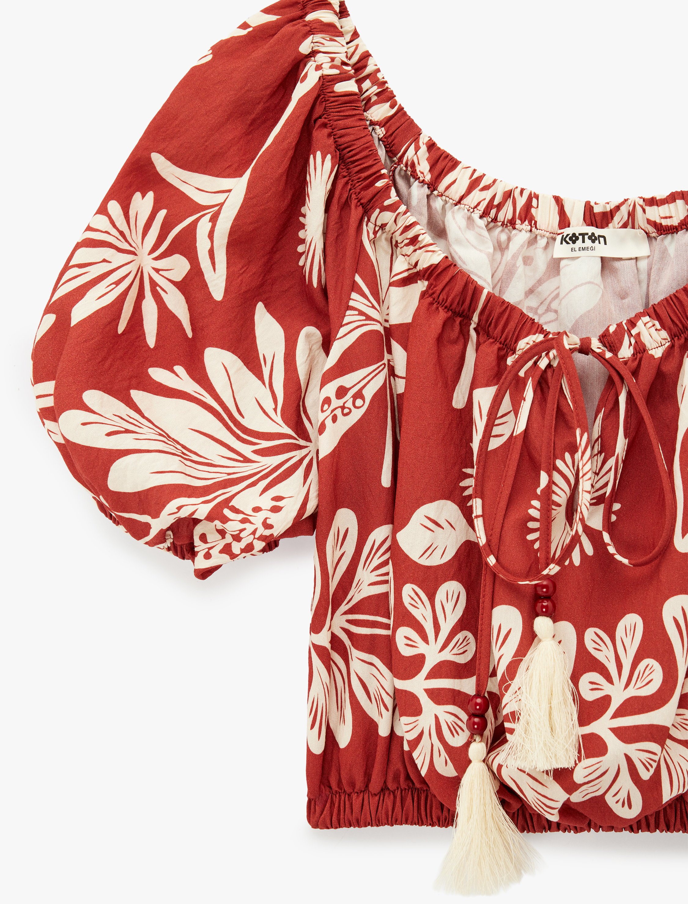   Viskon Kısa Kollu Bağcıklı Omzu Açık Desenli Crop Bluz