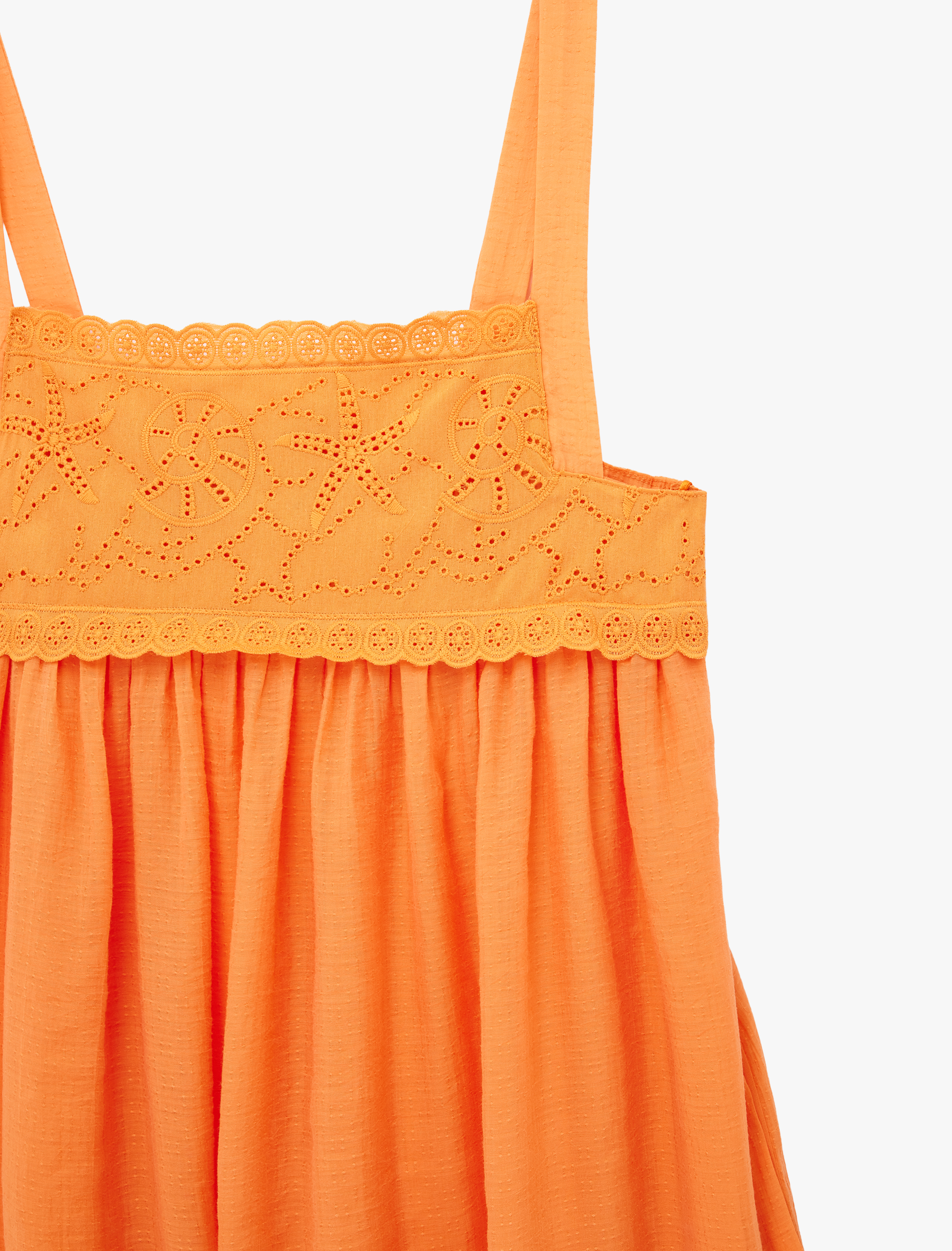   Brode Detaylı Askılı Kare Yaka Maxi Elbise