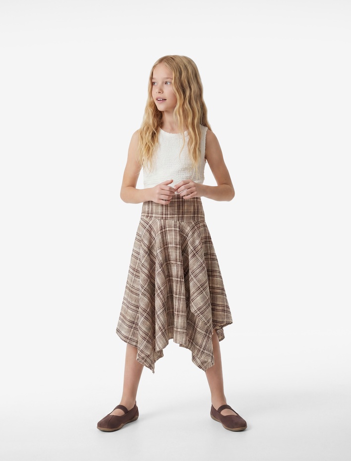 Kız Çocuk Viskon Krinkıl Kumaş Dokulu Asimetrik Kesim Ekose Etek
