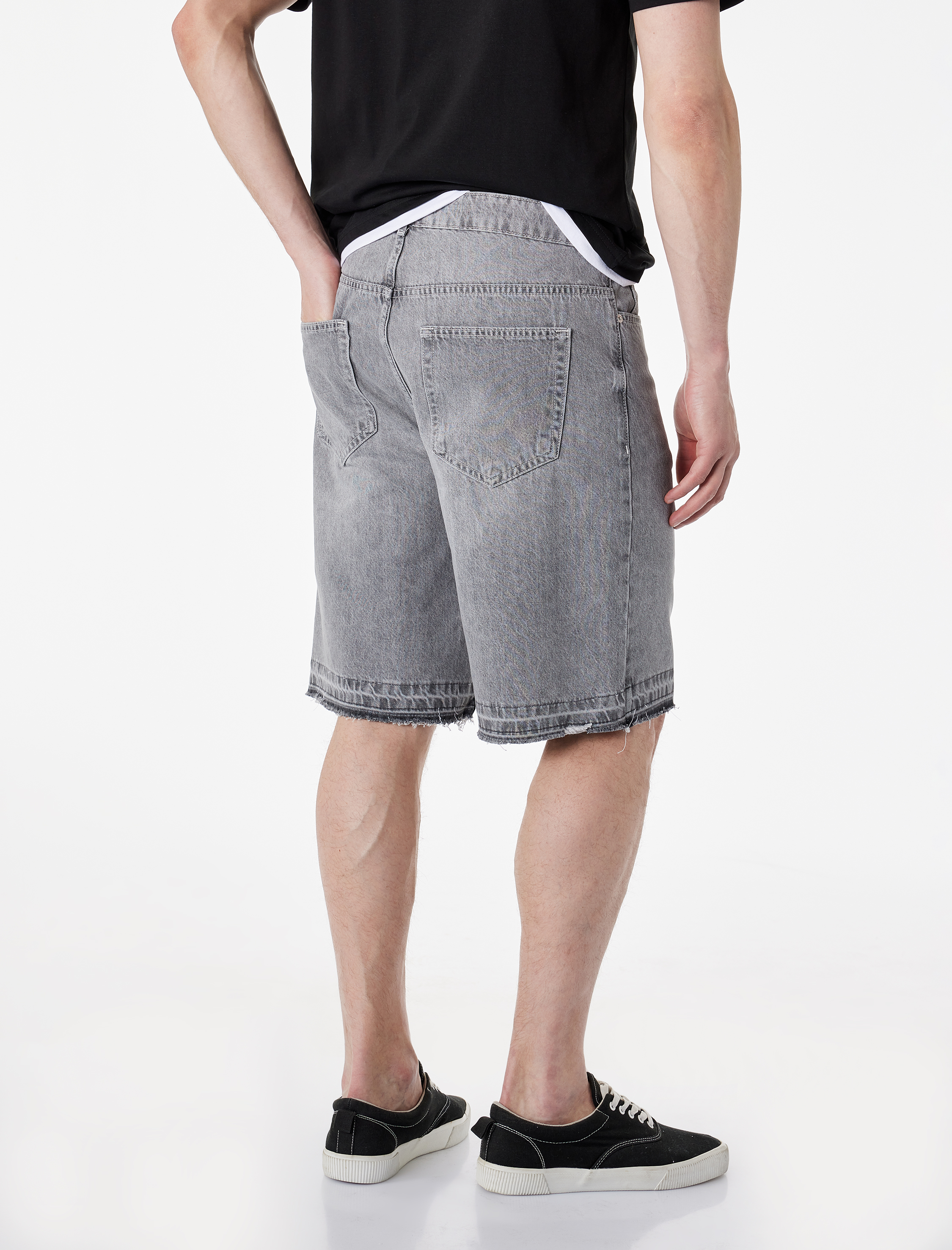   Normal Bel Pamuklu Pis Paça Straight Fit Bermuda Jean Şort
