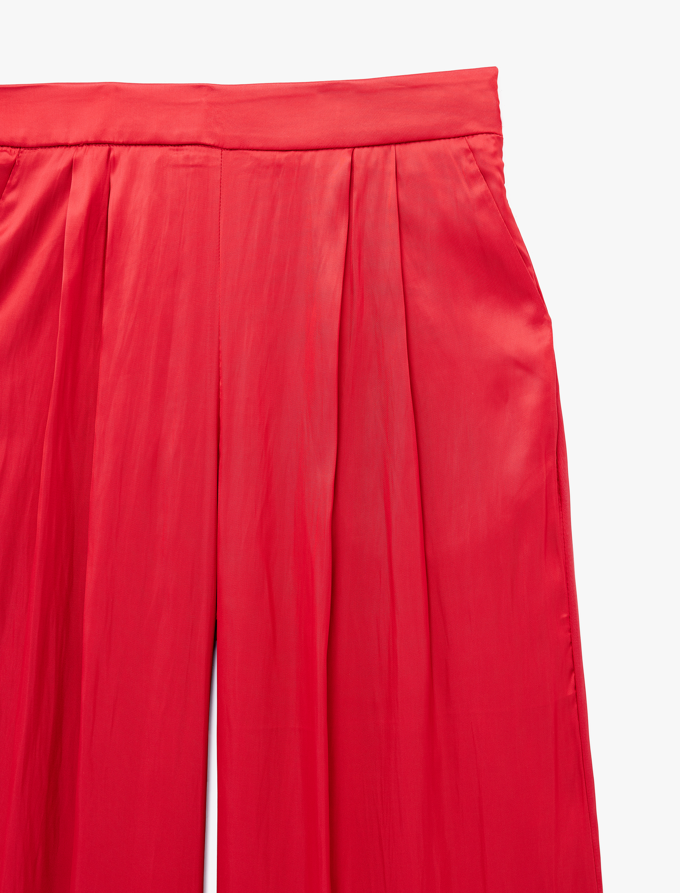   Cep Detaylı Pileli Saten Geniş Paça Pantolon