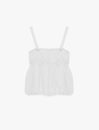 Gipeli Dantel Detaylı İnce Askılı Dokulu Bluz