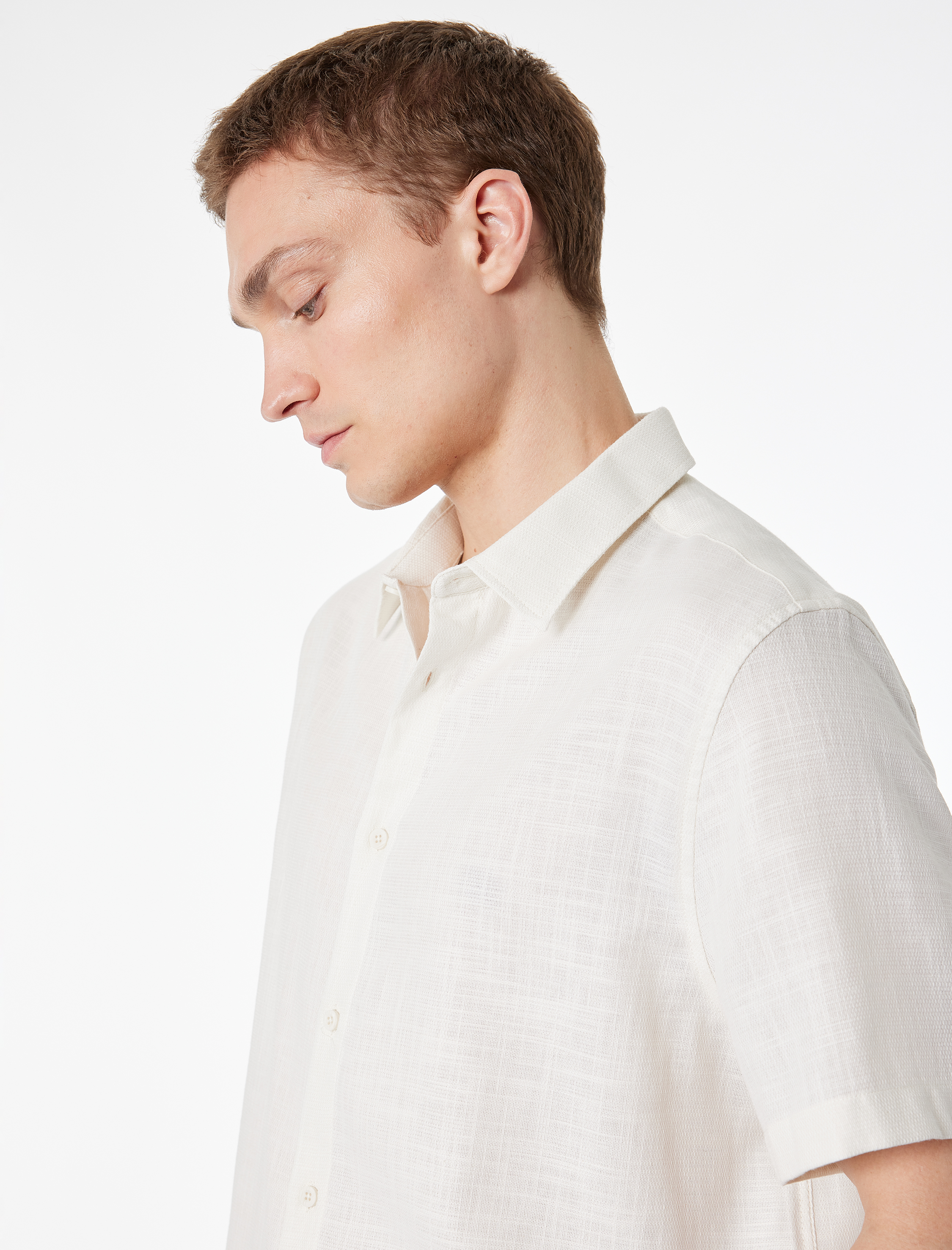   Pamuklu Klasik Yaka Regular Fit Kısa Kollu Gömlek