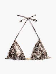 Aksesuar Detaylı Yılan Derisi Baskılı Üçgen Bikini Üstü