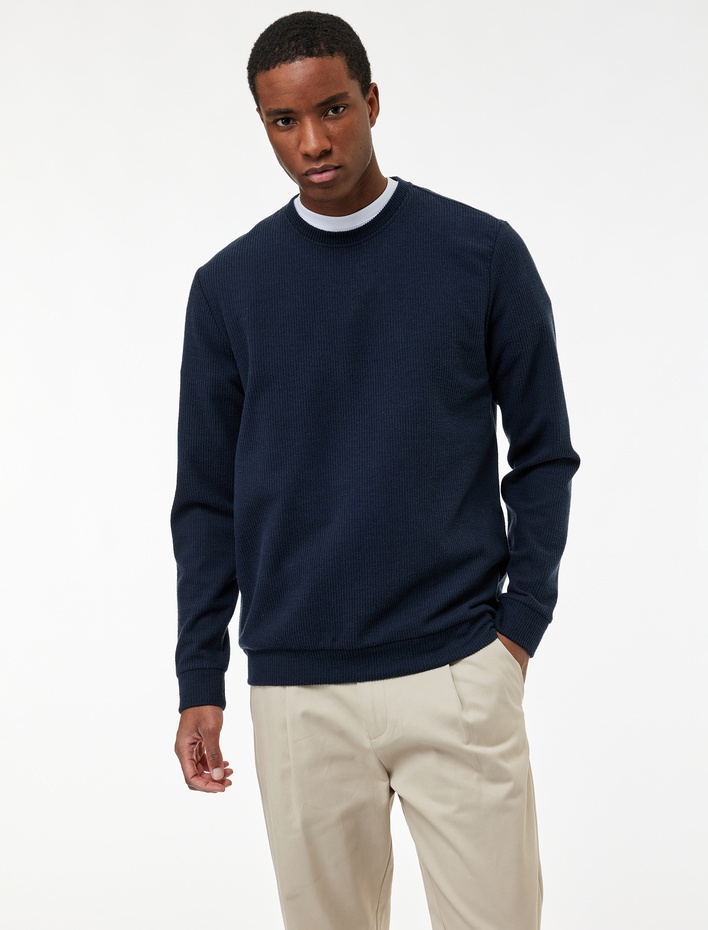  Uzun Kollu Bisiklet Yaka Basic Sweatshirt