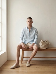 Regular Fit Düğmeli Yaka Uzun Kollu Keten Gömlek