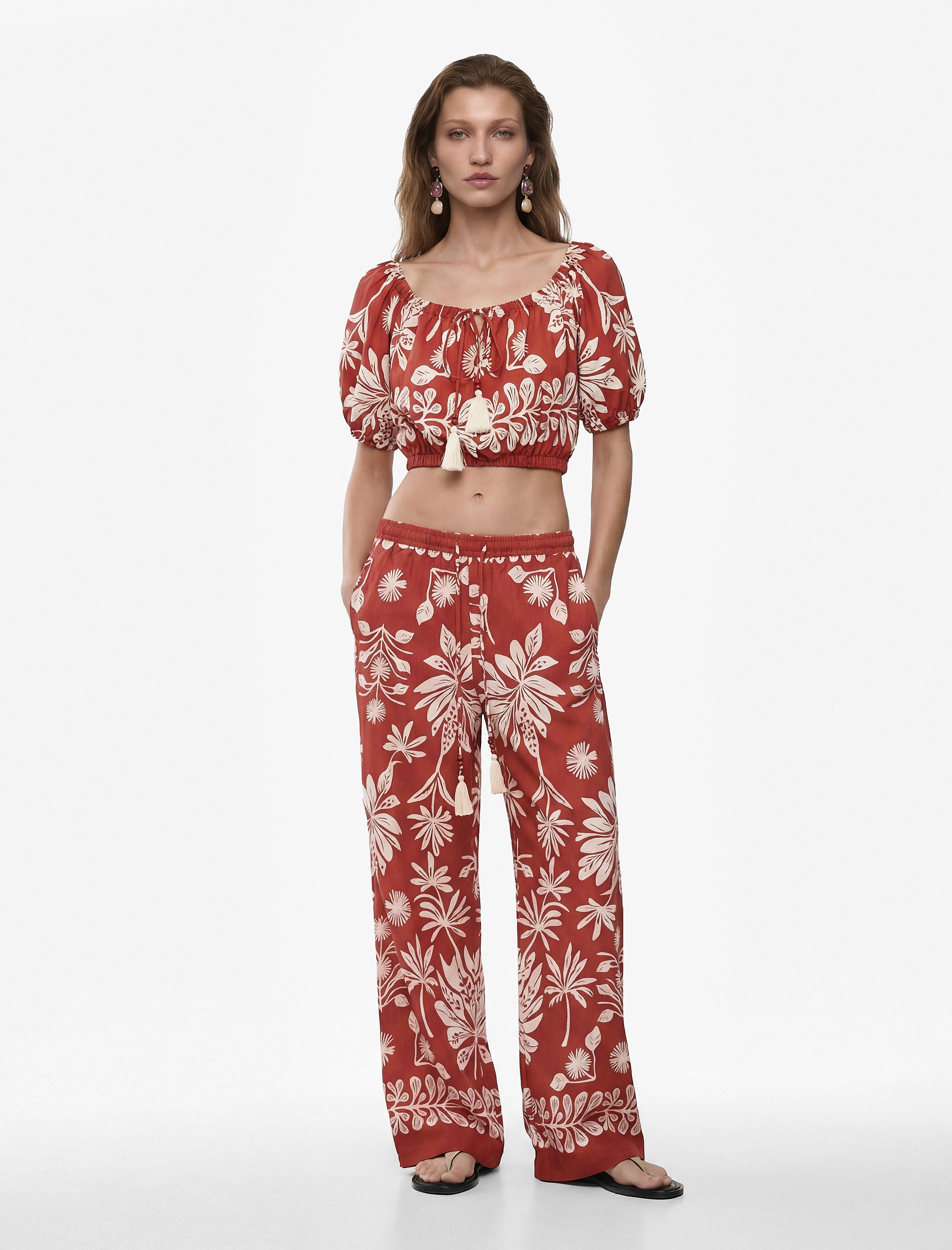   Viskon Salda Kumaş Cepli Floral Desenli Bol Paça Pantolon