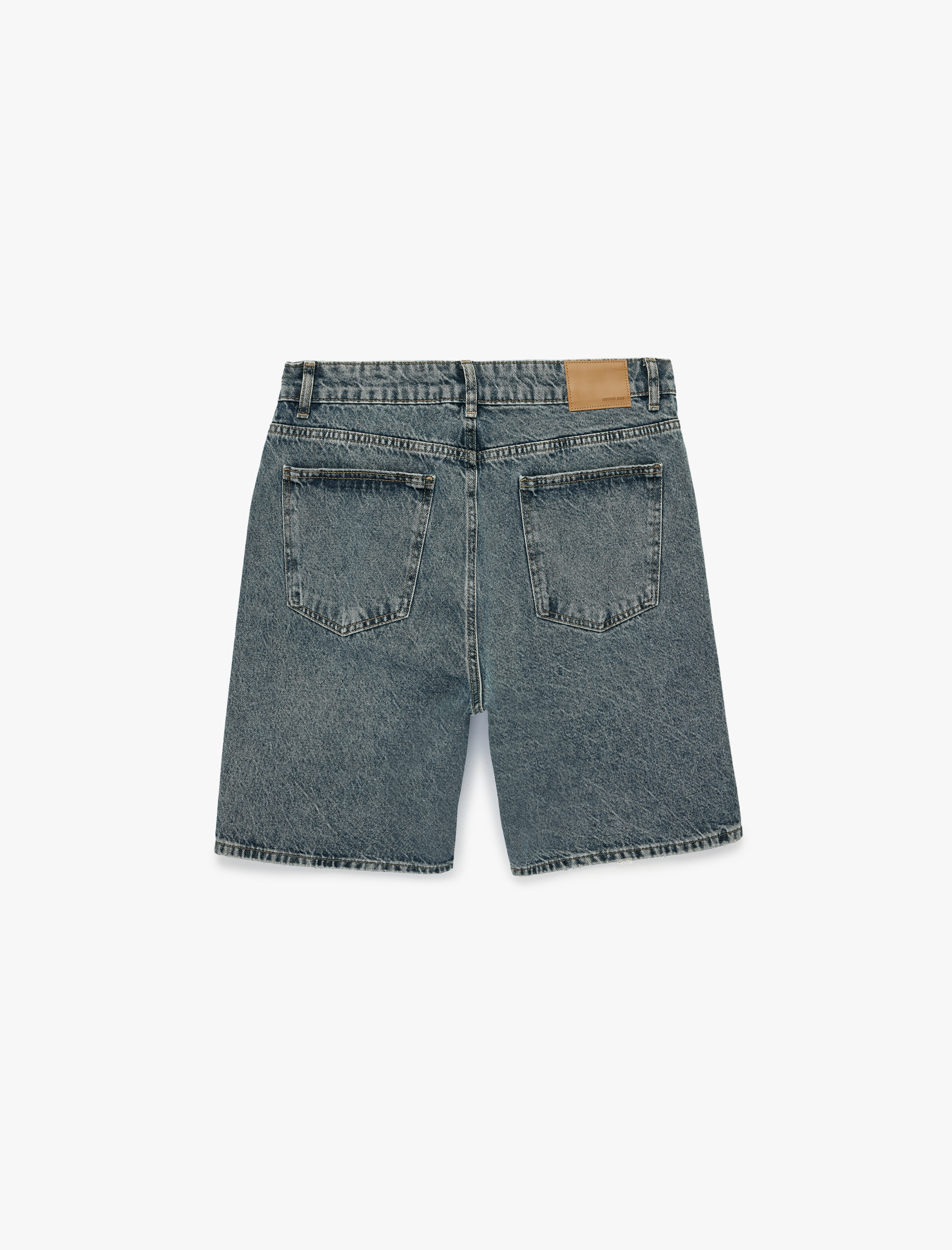   Pamuklu Normal Bel Straight Fit Jean Şort