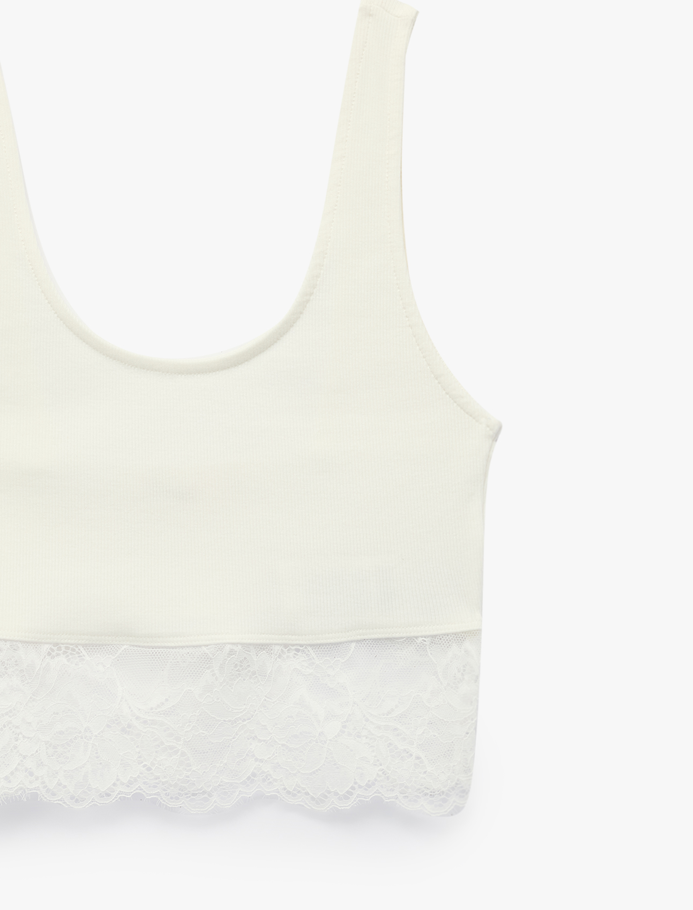   Pamuklu Dantel Detaylı Kalın Askılı Crop Bluz