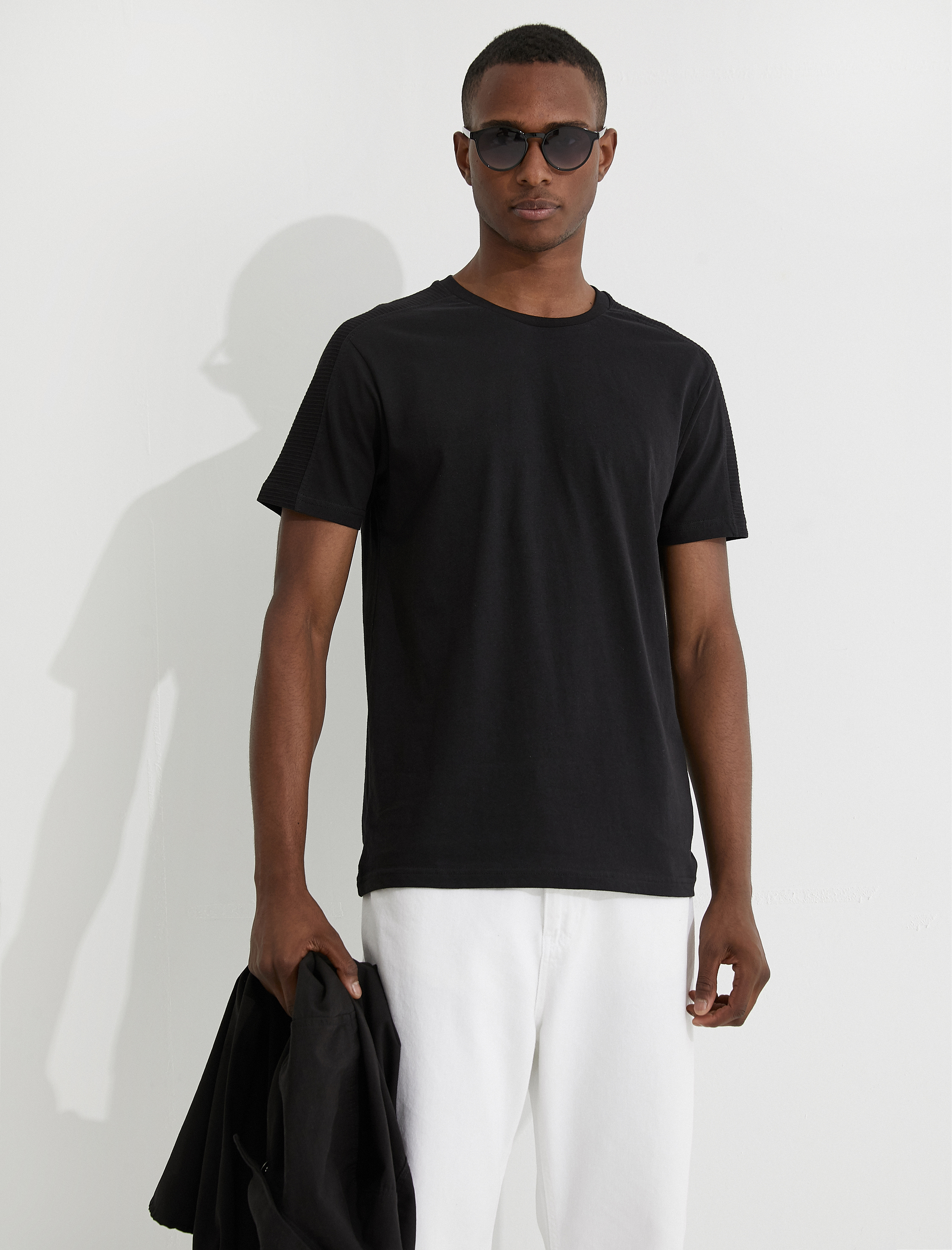   Slim Fit Basic Tişört