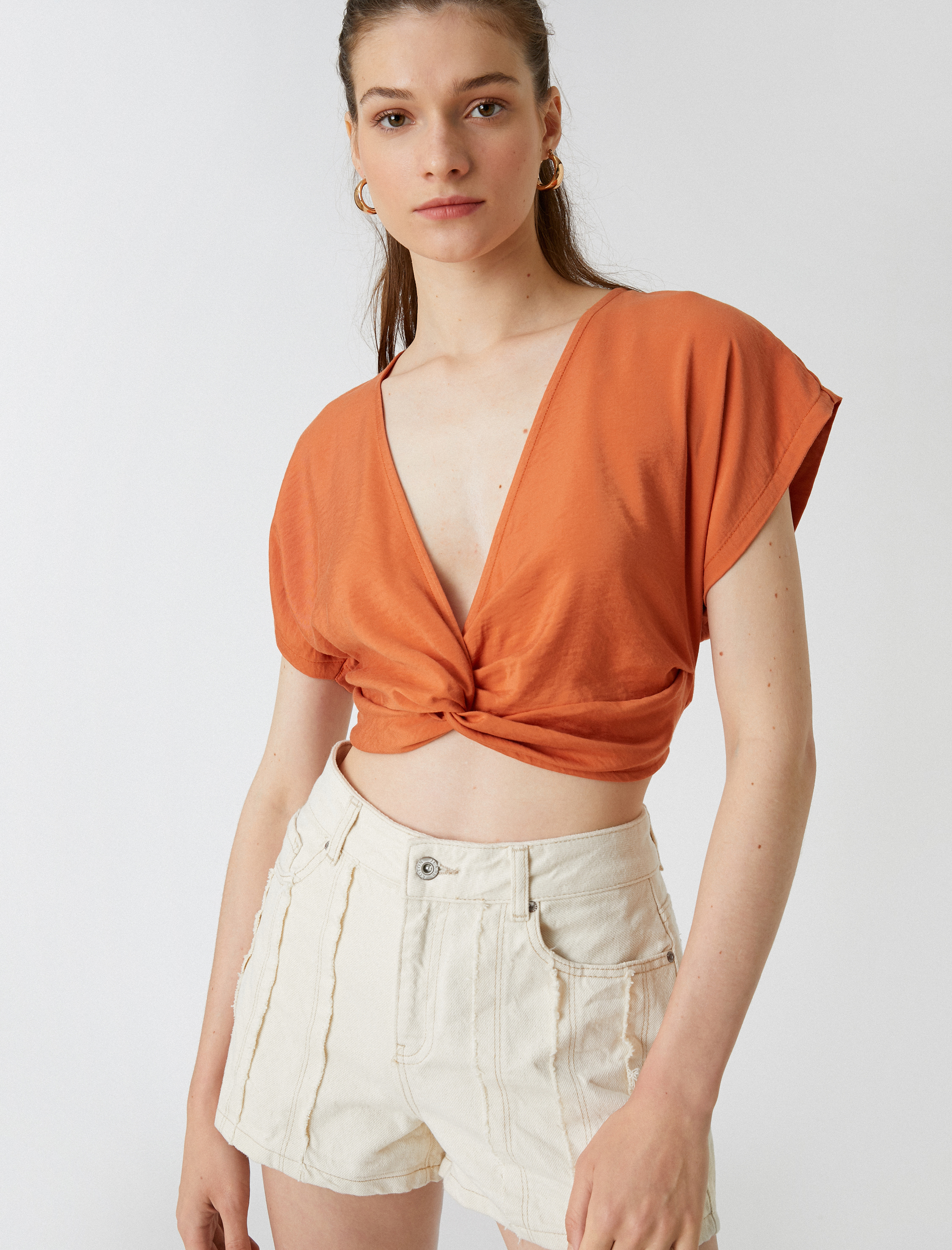   Crop Bluz Büzgü Detaylı