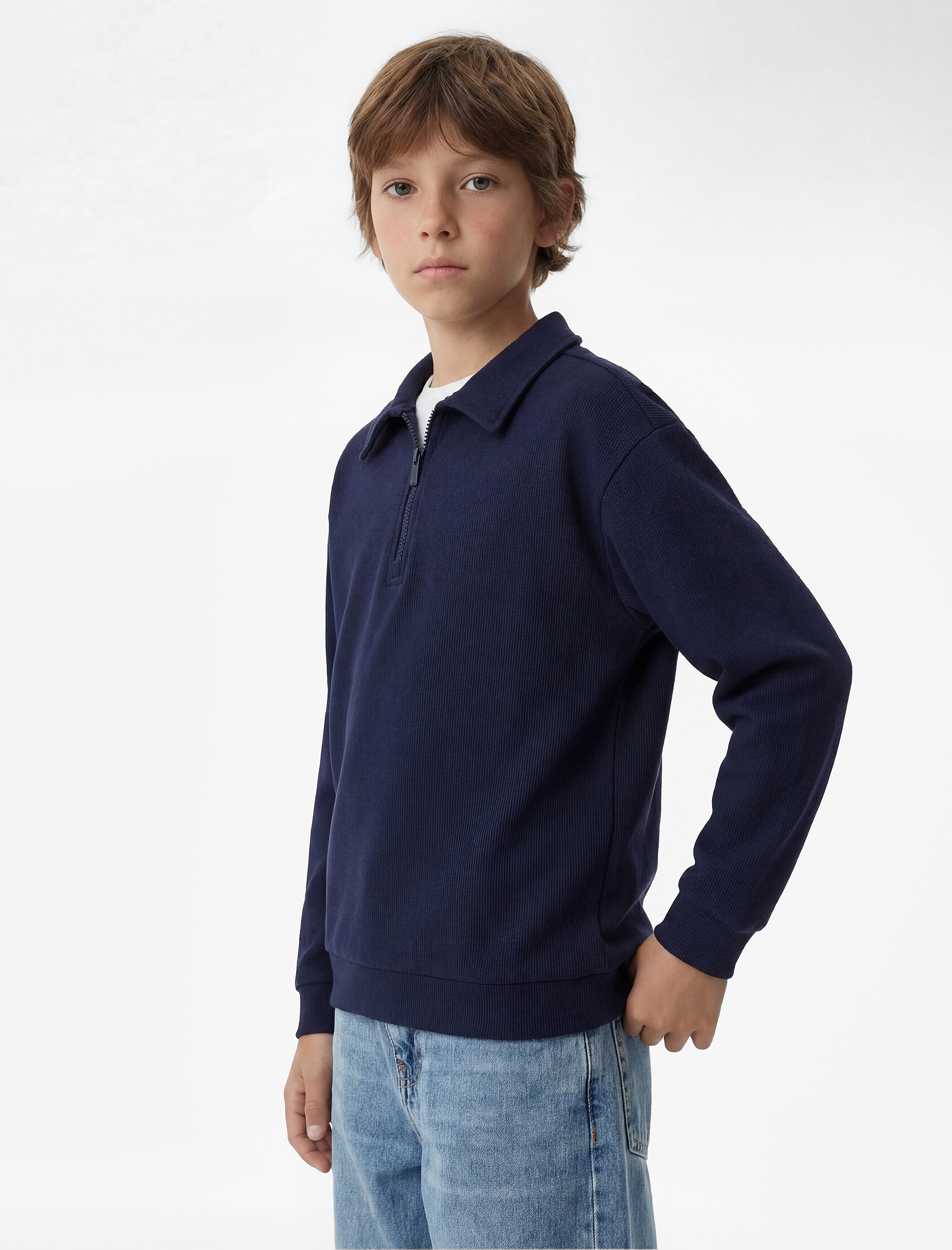  Erkek Çocuk Pamuklu Uzun Kollu Yarım Fermuarlı Polo Yaka Sweatshirt