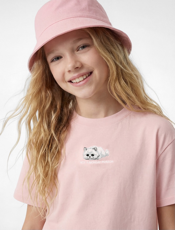 Kız Çocuk Bisiklet Yaka Kısa Kollu Pamuklu Nakışlı Tişört