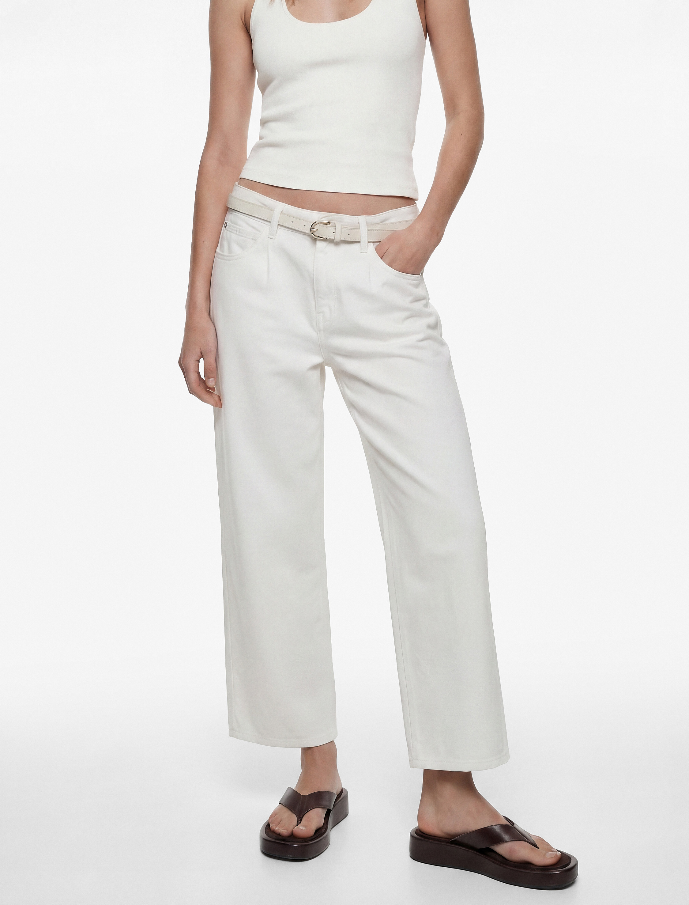   Kemer Detaylı Pamuklu Kısa Geniş Paça Pantolon - Wide Leg Jeans