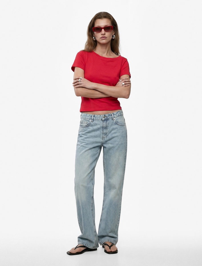  Pamuklu Slim Fit Düşük Omuz Kayık Yuvarlak Yaka Kısa Kollu Tişört