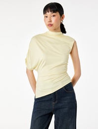 Slim Fit Asimetrik Kesim Drapeli Dik Yaka Bluz