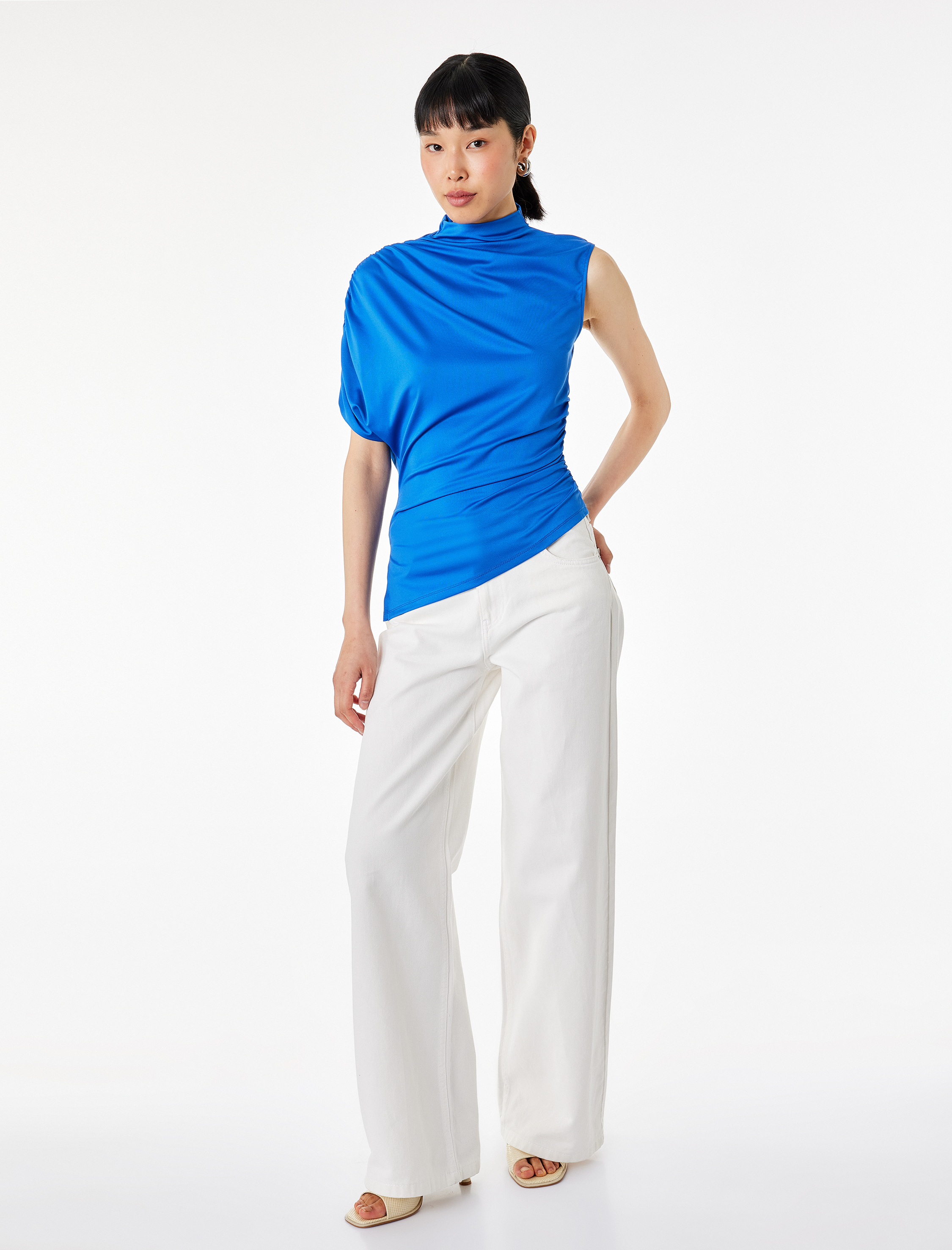   Slim Fit Asimetrik Kesim Drapeli Dik Yaka Kobalt Mavi Bluz